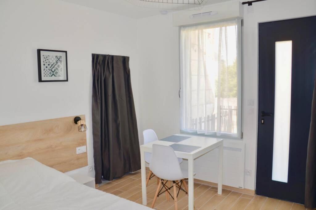 Superbe Studio Idealement Situe ! Avoine Eksteriør billede